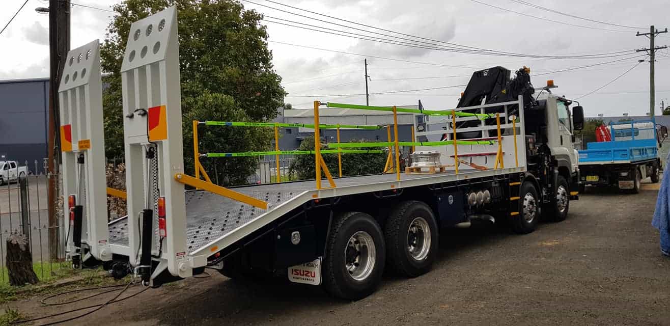 Beaver tail with front mount Hiab 188 Featured Image